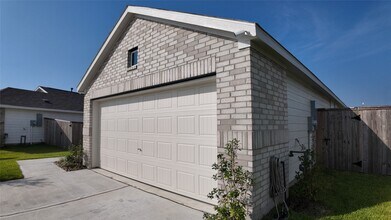 21307 Bianchi Ct in New Caney, TX - Building Photo - Building Photo