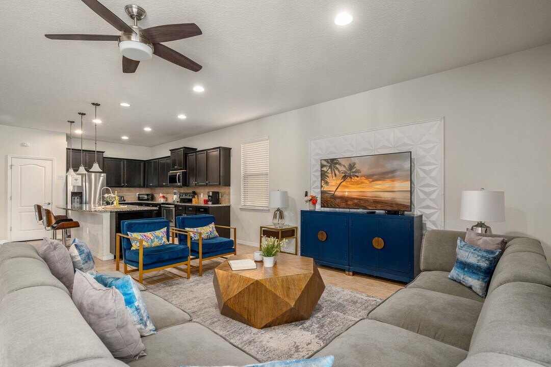 1626 Lima Ave in Kissimmee, FL - Building Photo