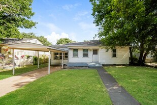 2329 SW Tulane Ave in Lawton, OK - Building Photo