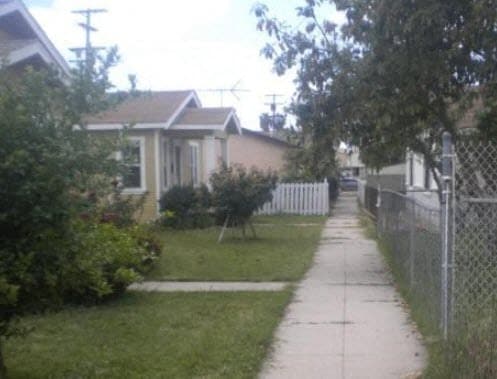 7122B, 7122D Hood St.