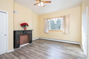 13 E 52nd St in Bayonne, NJ - Building Photo