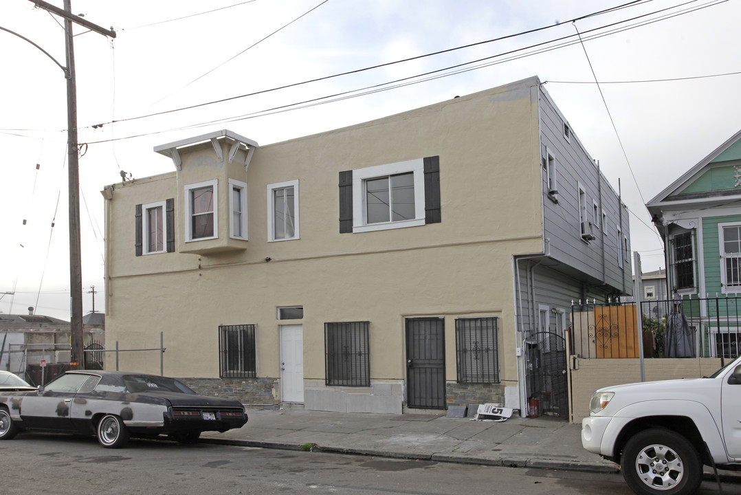 901 35th Ave in Oakland, CA - Building Photo