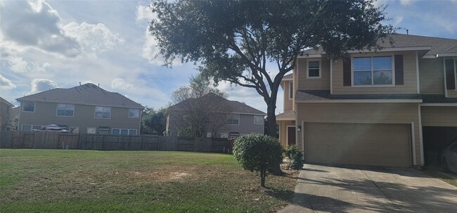 property at 14426 Mooreview Ln