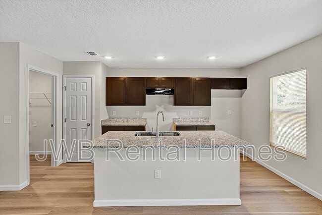 9475 Valerie St in Jacksonville, FL - Building Photo - Building Photo