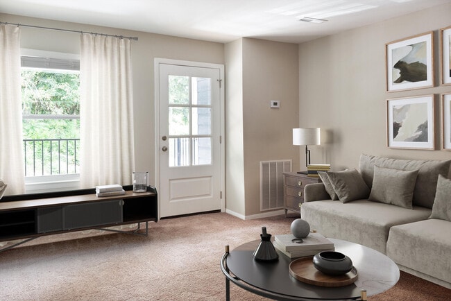 Sterling Heights Apartments by Callio Properties in East Ridge, TN - Foto de edificio - Building Photo