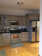 9207 Gerritsen Ave in Brookfield, IL - Building Photo - Building Photo