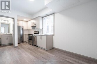 36 Grant Ave in Hamilton, ON - Building Photo - Building Photo