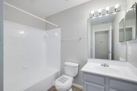 Acclaim at Sterling in Sterling, VA - Building Photo - Interior Photo