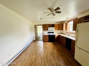 47 Tower Rd in New Baltimore, NY - Building Photo - Building Photo