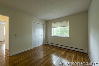 84 Gardner St in Boston, MA - Building Photo - Building Photo