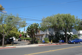 85 N La Cumbre Rd in Santa Barbara, CA - Foto de edificio - Building Photo