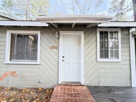 54605 N Circle Dr in Idyllwild, CA - Building Photo