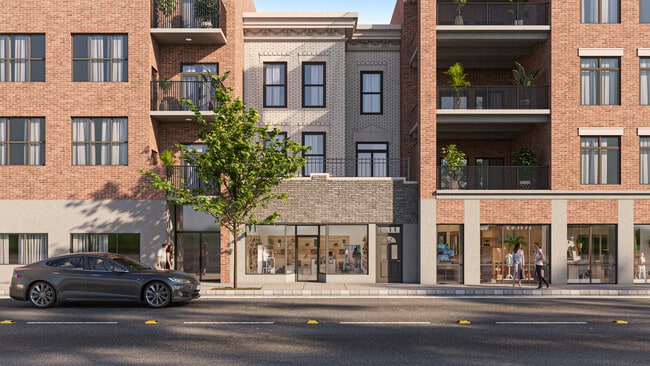 property at 2228 N Lincoln Ave