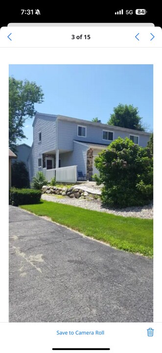 1621 Echo Dr in Sun Prairie, WI - Foto de edificio