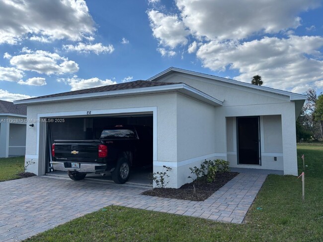 property at 858 Friendship Cir