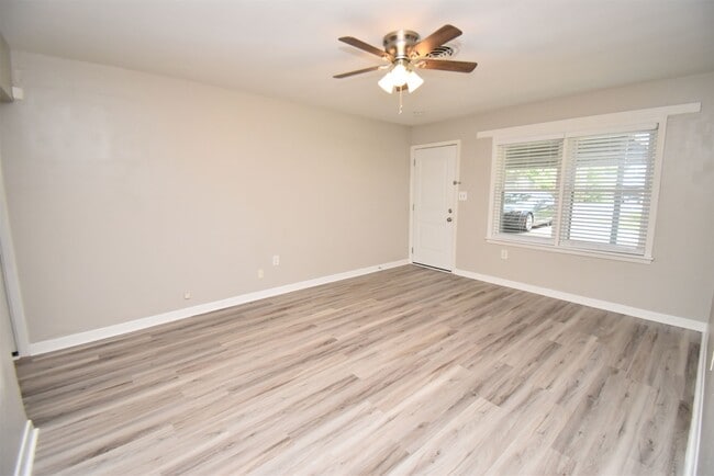 509 David Ave in League City, TX - Building Photo - Building Photo