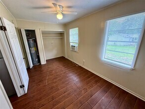 519 McGuire Ln in Huntsville, TX - Building Photo - Building Photo