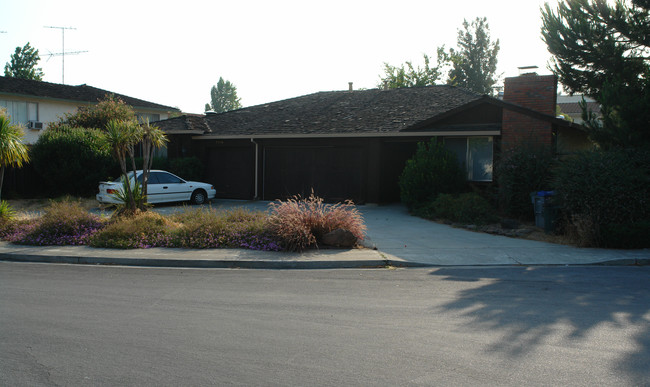 1236 Valerian Ct in Sunnyvale, CA - Building Photo - Building Photo