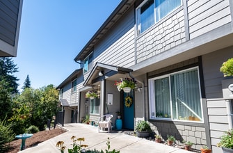 Drumwood McMinnville in McMinnville, OR - Foto de edificio - Building Photo