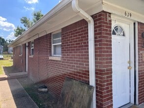 619 N Oxford St in Indianapolis, IN - Building Photo - Building Photo