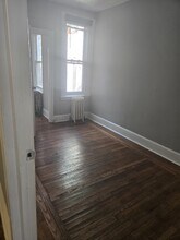 1049 S 54th St in Philadelphia, PA - Building Photo - Building Photo