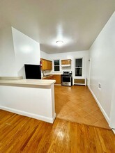 759 Glenmore Ave in Brooklyn, NY - Building Photo - Building Photo