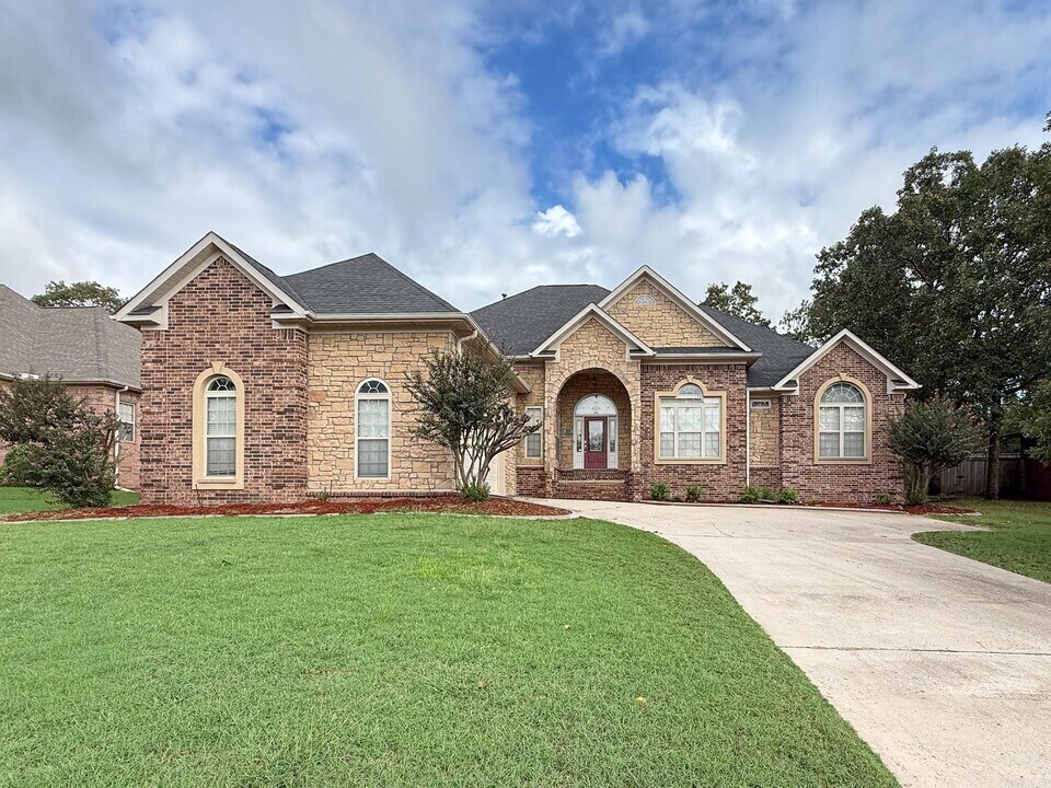 25 Hickory Bend Dr in Cabot, AR - Building Photo