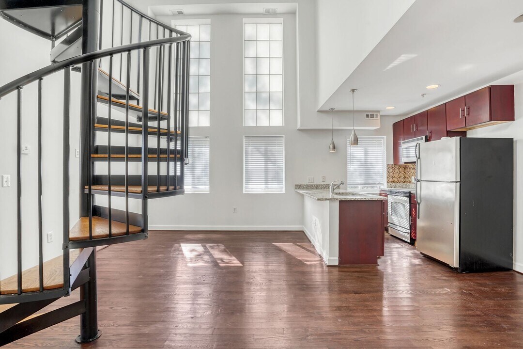 5403 9th St NW in Washington, DC - Building Photo