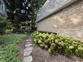 1924 Wilmette Ave in Wilmette, IL - Building Photo - Building Photo