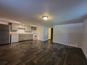 2027 Smelter Ave NE in Black Eagle, MT - Building Photo - Building Photo