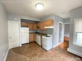 213 Beacon St, Unit 1 in Somerville, MA - Building Photo