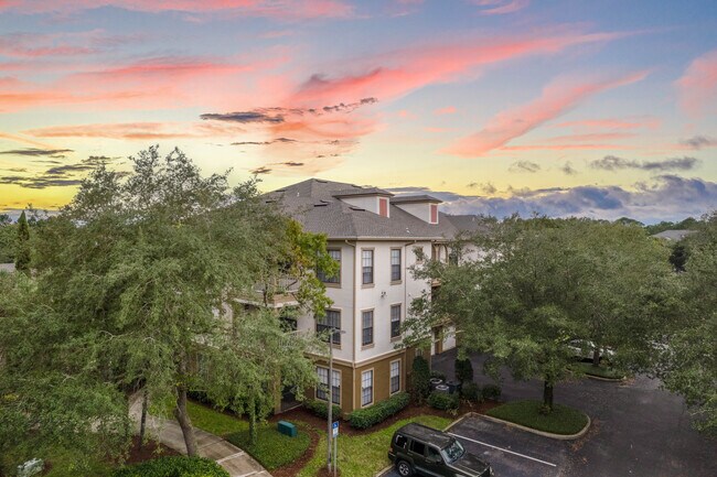 Williams Walk in Jacksonville, FL - Building Photo - Building Photo