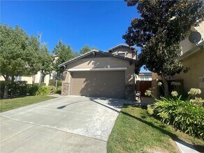 35832 Gatineau St, Unit 533 in Murrieta, CA - Building Photo - Building Photo