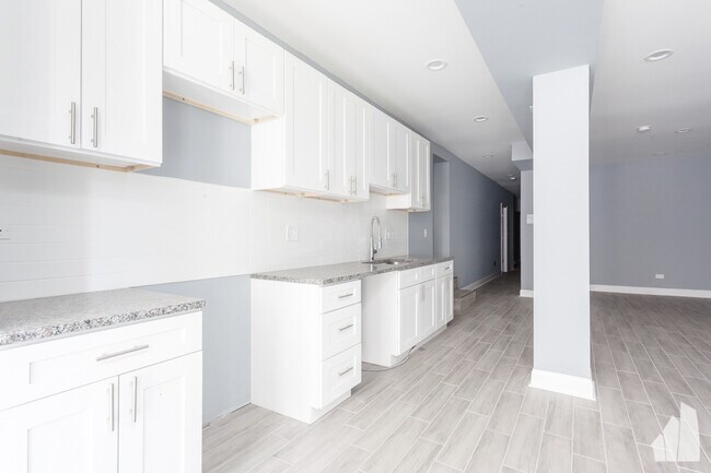 5130 S Greenwood Ave in Chicago, IL - Building Photo - Building Photo