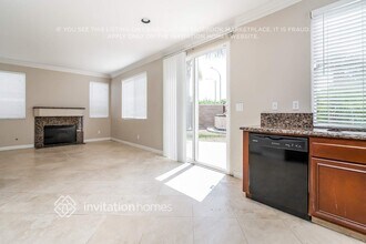 1869 Petaluma Dr in Chula Vista, CA - Foto de edificio - Building Photo