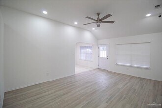 18 Umbrellabird Ave in McAllen, TX - Building Photo - Building Photo