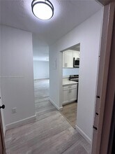 6090 W Flagler St in Miami, FL - Building Photo - Building Photo