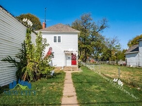 753 1/2-878-872 Sullivant Ave in Columbus, OH - Building Photo - Building Photo