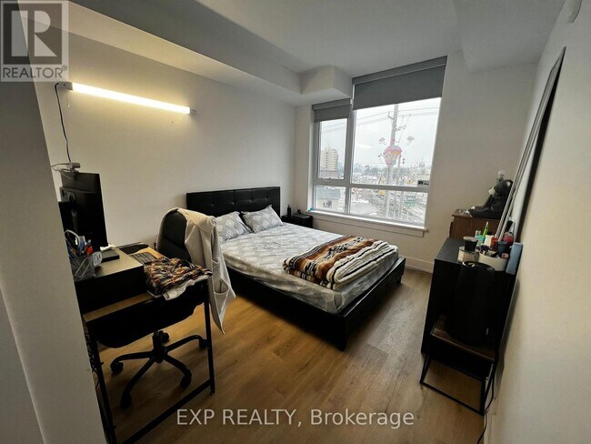 property at 929 Richmond Rd