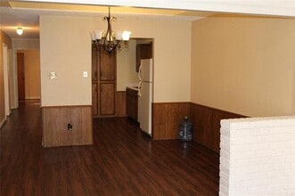925 Bluebird Dr in Irving, TX - Building Photo - Building Photo