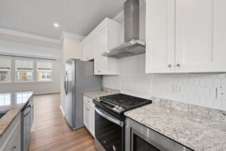 406 Rhema Rd in Chesapeake, VA - Building Photo - Building Photo