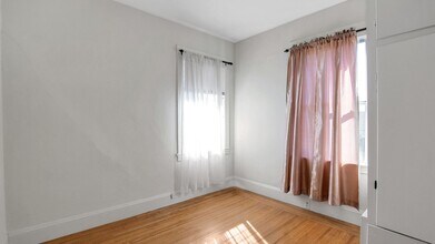 3014 Encinal Ave in Alameda, CA - Building Photo - Building Photo