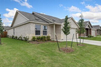 1968 Lotus St in Royse City, TX - Building Photo - Building Photo