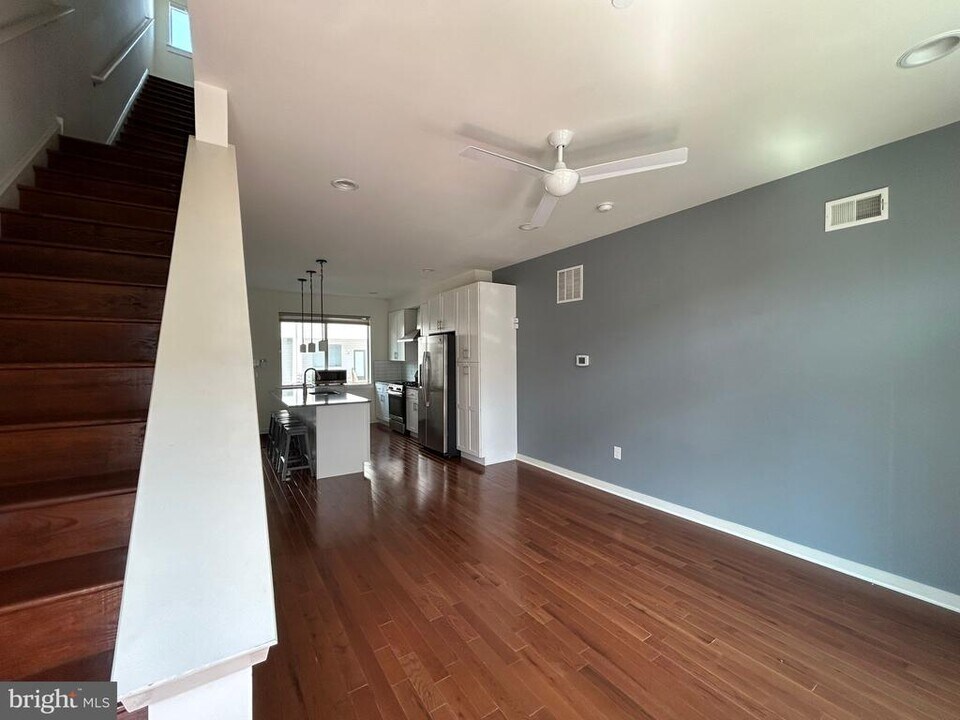 2630 Livingston St in Philadelphia, PA - Building Photo