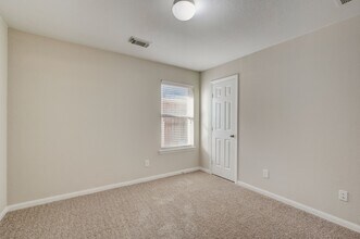 7219 Palmito Ranch Dr in Richmond, TX - Foto de edificio - Building Photo