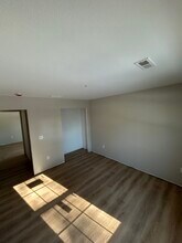 304 Jennifer in Germantown, IL - Building Photo - Building Photo