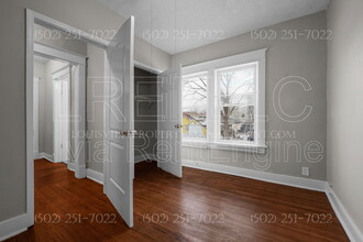 126 N Longworth Ave in Louisville, KY - Building Photo - Building Photo