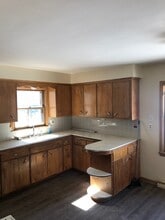 5737 N 91st St in Milwaukee, WI - Foto de edificio - Building Photo