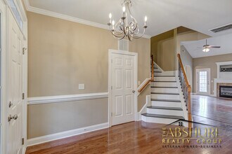 325 Timber Meadow Lake in Fuquay Varina, NC - Building Photo - Building Photo