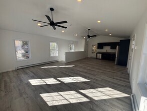 32 Boynton Rd in Meredith, NH - Building Photo - Building Photo